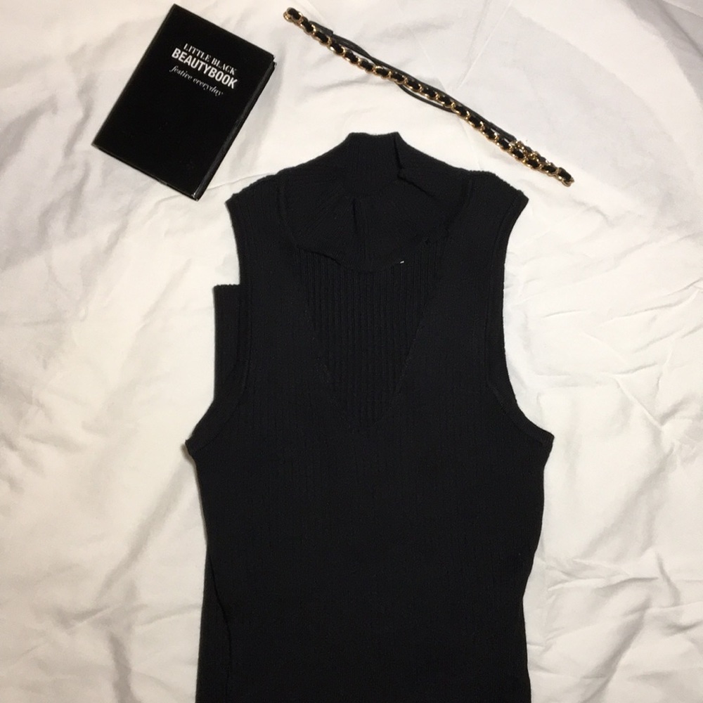 BodyCon Key-Hole Dress